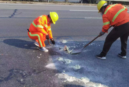 宜良公路下沉注浆加固